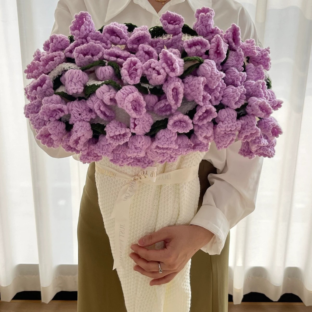 Bloomie Bouquet Blanket